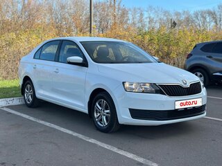 2017 Skoda Rapid I Рестайлинг, белый, 1250000 рублей, вид 4
