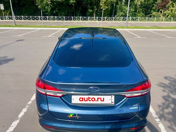 2018 Ford Fusion (North America) II Рестайлинг, синий, 1300000 рублей - вид 8