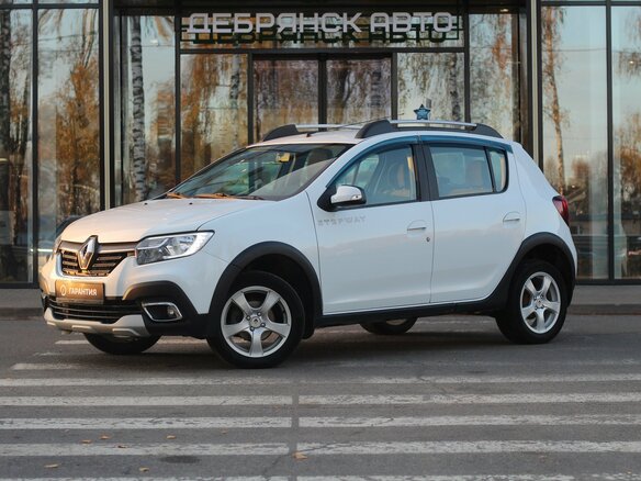 2019 Renault Sandero Stepway II Рестайлинг, белый, 1195000 рублей