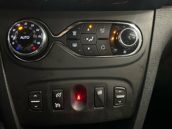 2015 Renault Sandero Stepway II, чёрный - вид 7