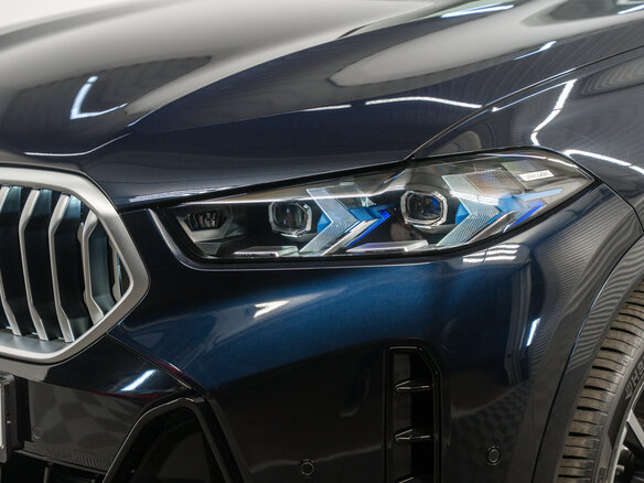 2025 BMW X6 40i III (G06) Рестайлинг, чёрный, 14490000 рублей - вид 33