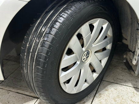 2013 Volkswagen Polo V, серебристый, 670000 рублей, вид 5