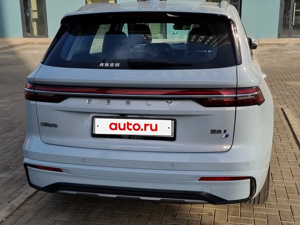 2022 Geely Monjaro (Xingyue L) Hi-P I, белый, 3000000 рублей - вид 1