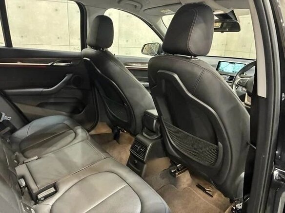 2017 BMW X1 18i sDrive II (F48), чёрный, 1390005 рублей - вид 24