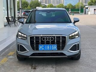 2022 Audi Q2 L 35 TFSI I Рестайлинг, серебристый, 1888777 рублей, вид 2