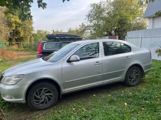 2010 Skoda Octavia DSG7 II (A5) Рестайлинг, серебристый, 799000 рублей, вид 3