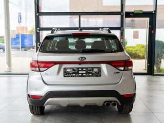 2018 Kia Rio X-Line IV, серебристый, 2050000 рублей, вид 5