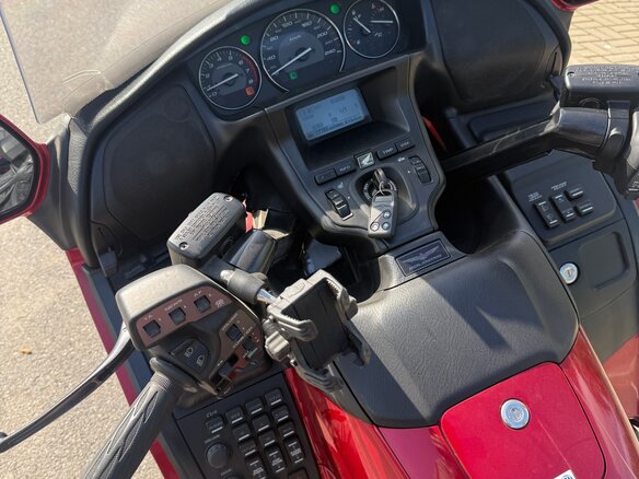2017 Honda GL 1800 Gold Wing, красный, 2100000 рублей - вид 21