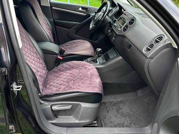 2011 Volkswagen Tiguan I Рестайлинг, чёрный, 1250000 рублей - вид 9