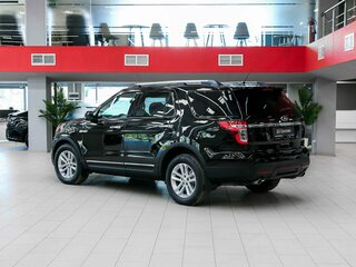 2013 Ford Explorer V, чёрный, 1650000 рублей, вид 4