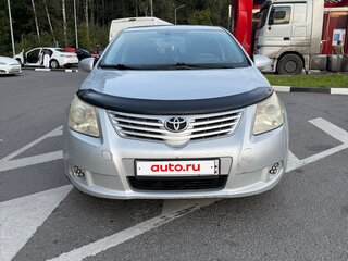2009 Toyota Avensis III, серебристый, 720000 рублей, вид 2