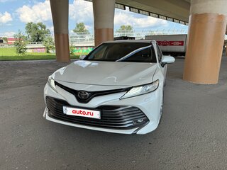 2020 Toyota Camry VIII (XV70), белый, 2900000 рублей, вид 1