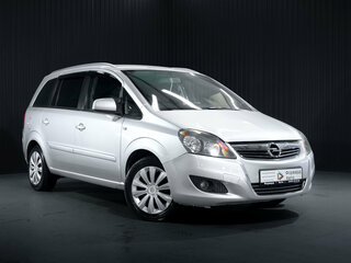 2012 Opel Zafira B Рестайлинг, серебристый, 579000 рублей, вид 1