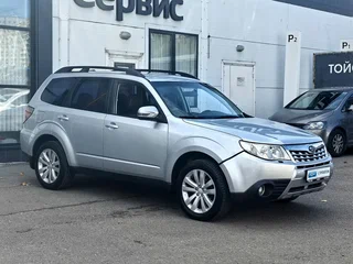 2011 Subaru Forester III Рестайлинг, серебристый, 1020000 рублей, вид 3