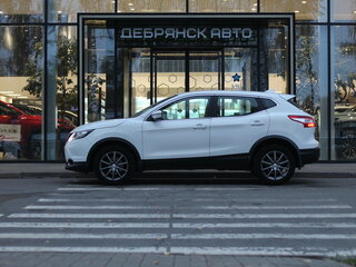 2018 Nissan Qashqai II, белый, 1615000 рублей, вид 2