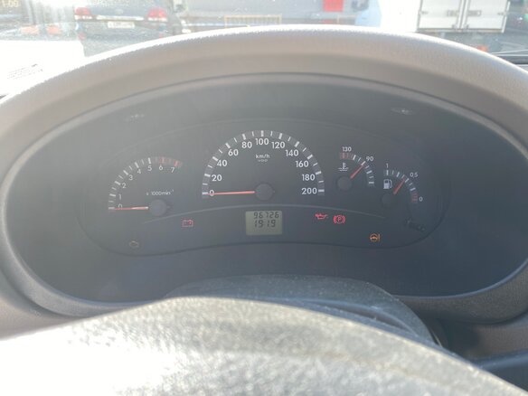2011 Lada (ВАЗ) Kalina I, серебристый, 220000 рублей - вид 8