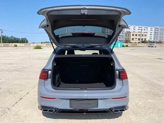 2023 Volkswagen Golf VIII, серый, 2190000 рублей, вид 5