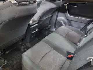 2021 Toyota RAV4 V (XA50), белый, 3700000 рублей, вид 5