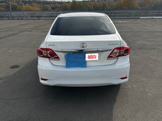 2010 Toyota Corolla X (E140, E150) Рестайлинг, белый, 1100000 рублей, вид 4