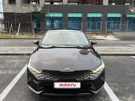 2021 Kia K5 III, чёрный, 2000000 рублей, вид 2