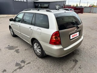 2004 Toyota Corolla IX (E120, E130), серебристый, 570000 рублей, вид 3