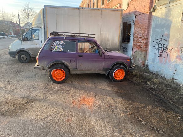 2001 Lada (ВАЗ) 2121 (4x4) I Рестайлинг, красный, 230000 рублей - вид 4