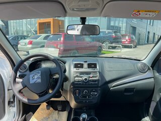 2026 Lada (ВАЗ) Granta Sportline I Рестайлинг, белый, 1369000 рублей, вид 5