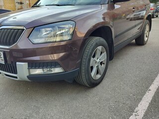 2014 Skoda Yeti I Рестайлинг, коричневый, 1250000 рублей, вид 1
