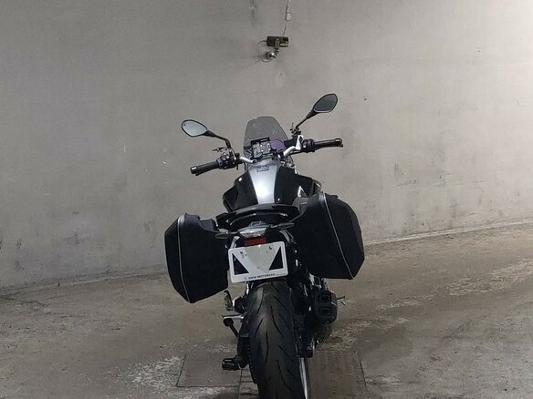 2023 BMW F 900 R, чёрный, 1077000 рублей - вид 3