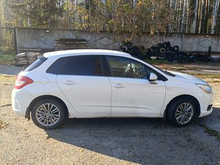 2012 Citroen C4 II, белый, 750000 рублей, вид 5