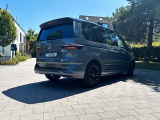 2023 Volkswagen Multivan T7, серый, 4515000 рублей, вид 4