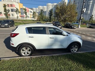 2013 Kia Sportage III, белый, 1500000 рублей, вид 3