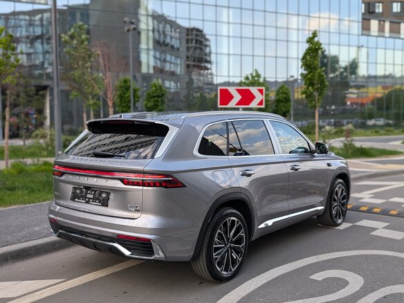 2026 Geely Monjaro (Xingyue L) I Рестайлинг 2 (China Market), серый, 3985000 рублей - вид 1