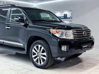 2012 Toyota Land Cruiser 200 Series Рестайлинг 1, чёрный, 4350000 рублей, вид 3
