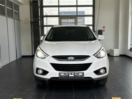 2014 Hyundai ix35 I Рестайлинг, белый, 1150000 рублей, вид 2