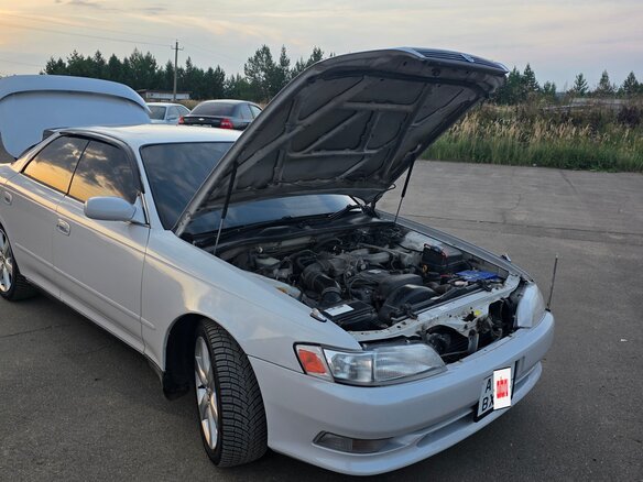 1995 Toyota Mark II VII (X90), серый, 850000 рублей - вид 1