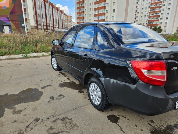 2015 Lada (ВАЗ) Granta I, чёрный, 185000 рублей - вид 5