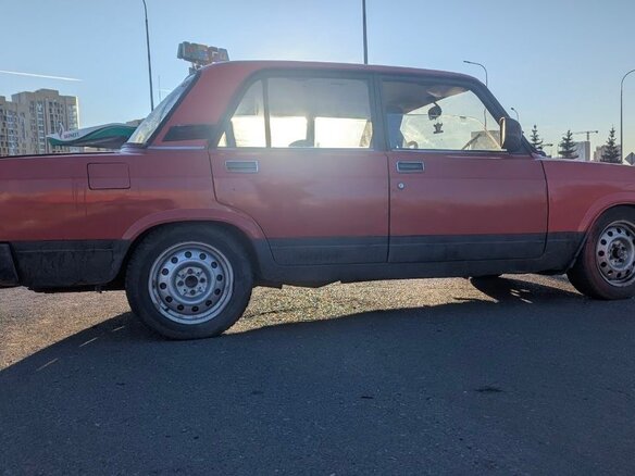 1989 Lada (ВАЗ) 2107, красный, 75000 рублей - вид 1