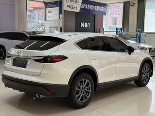 2023 Mazda CX-4 I Рестайлинг, белый, 2169000 рублей, вид 4