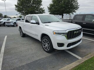 2026 Ram 1500 Crew Cab V Рестайлинг, белый, 10160000 рублей, вид 1