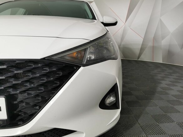 2022 Hyundai Solaris II Рестайлинг, белый - вид 9