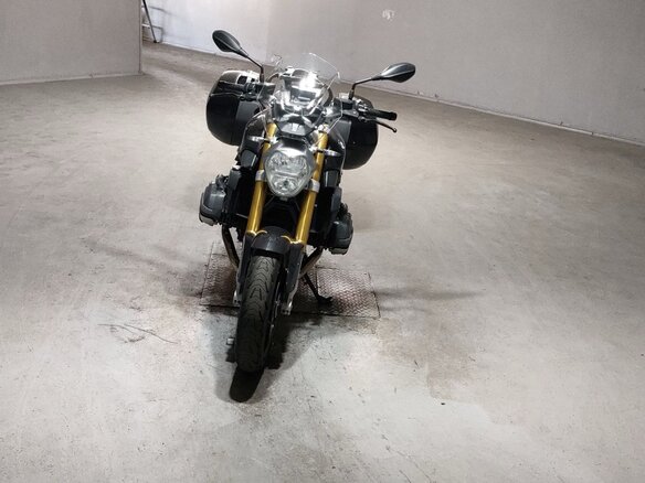 2015 BMW R 1200 R, чёрный, 863000 рублей - вид 3