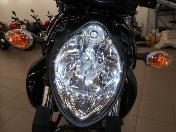 2013 Suzuki SFV 400 Gladius, чёрный, 390000 рублей - вид 10