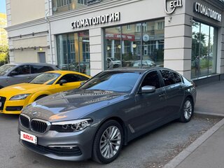 2018 BMW 5 серии 520d xDrive VII (G30/G31/G38), серый, 2520000 рублей, вид 1