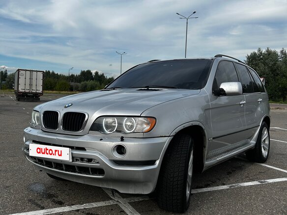 2001 BMW X5 3.0i I (E53), серебристый, 650000 рублей