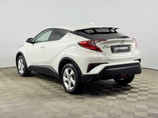 2018 Toyota C-HR I, белый, 1919900 рублей, вид 2