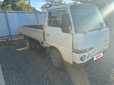1991 Nissan Atlas, белый, 499999 рублей, вид 3