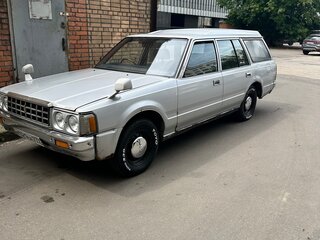 1985 Toyota Crown VII (S120), серый, 320000 рублей, вид 1