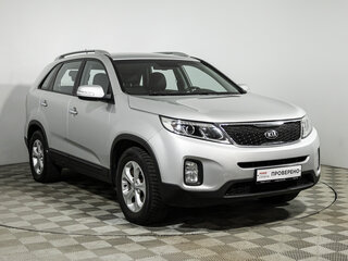2014 Kia Sorento II Рестайлинг, серебристый, 1649700 рублей, вид 3