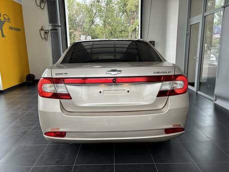 2012 Chevrolet Epica V250 Рестайлинг, бежевый, 500000 рублей, вид 5